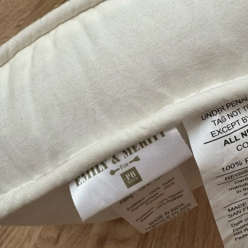 Pottery‎ Barn Teen x Emily Meritt Anchor Pillow & Throw Blanket 50” x 60”